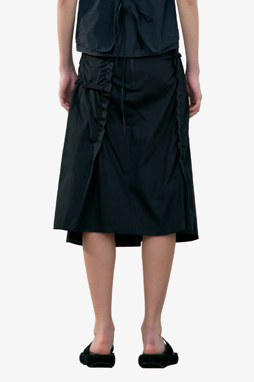 Raw Cut Shirring Skirt - Black